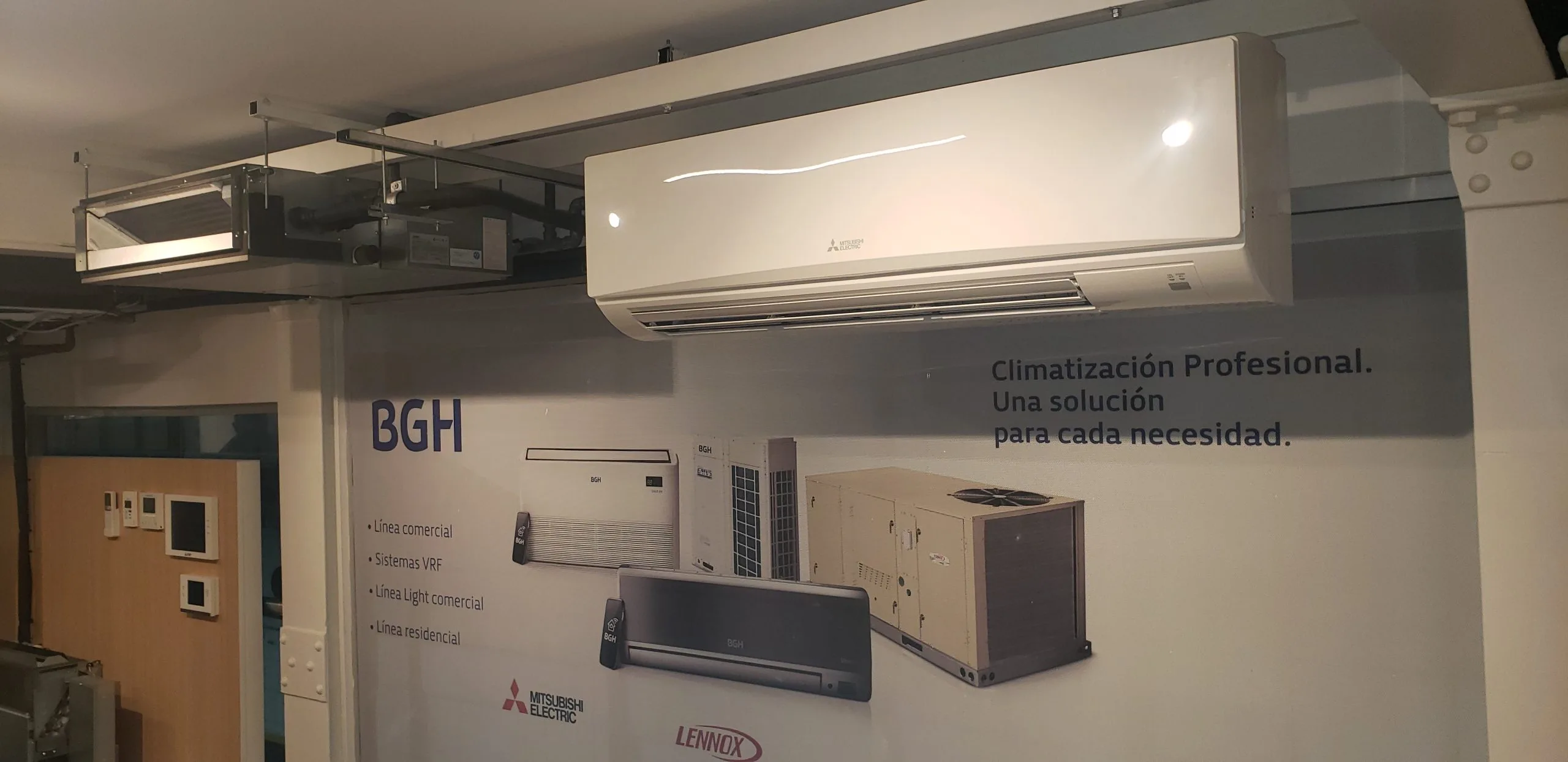 aire acondicionado BGH instalado en showroom